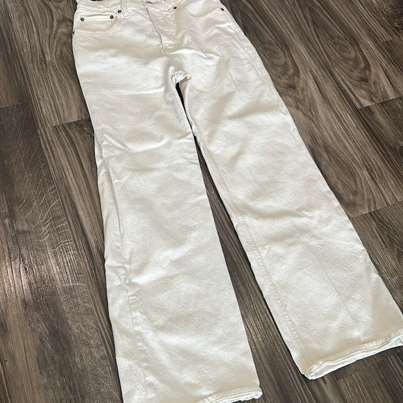 Abercrombie & Fitch the 90s relaxed high-rise Jean - Picture 6 of 9